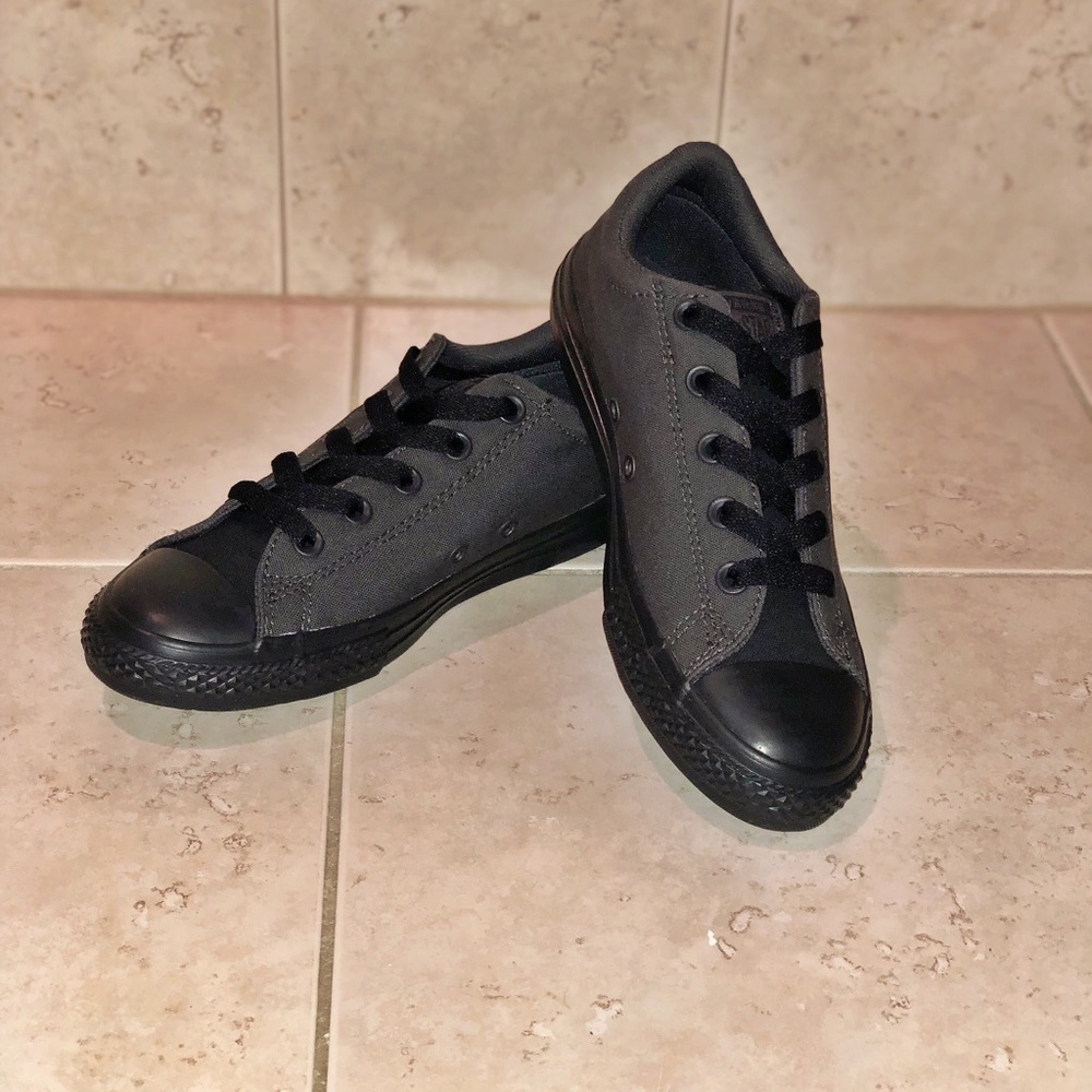 Converse Low Tops